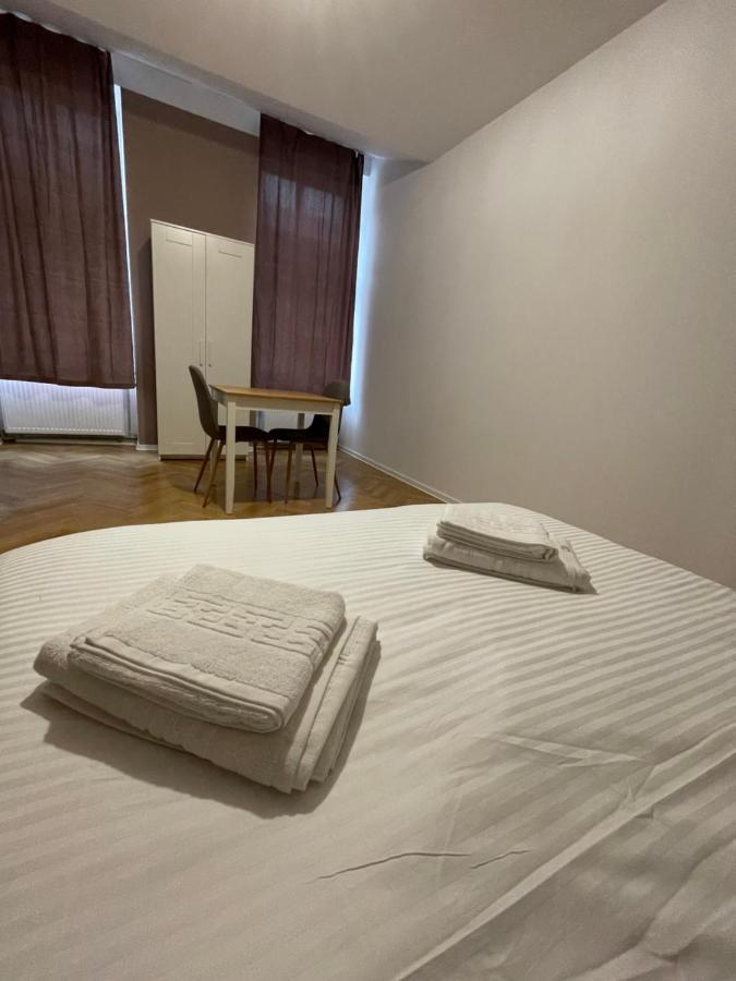 Apartament Schei In The Heart Of *
