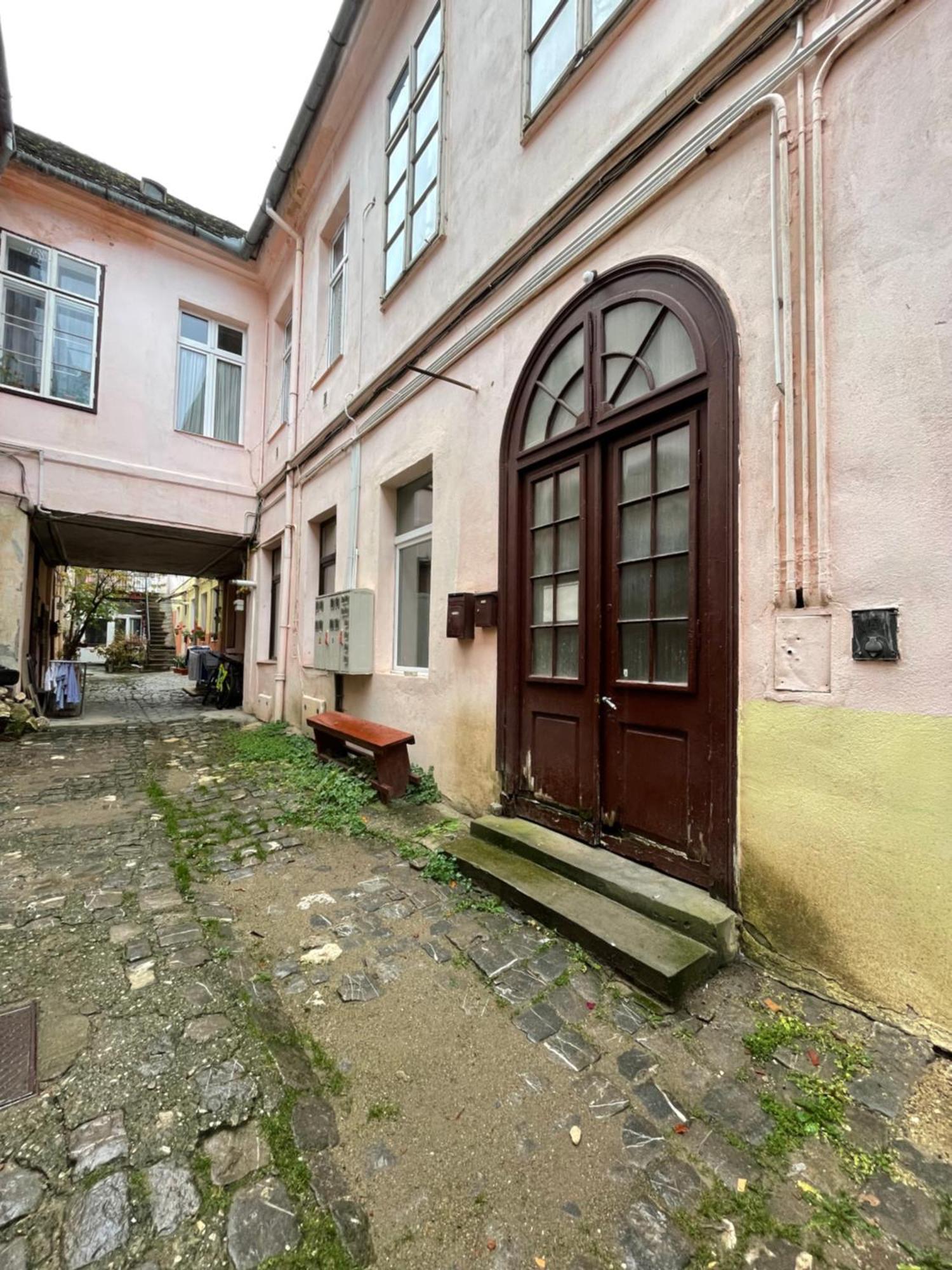 Apartament Schei In The Heart Of